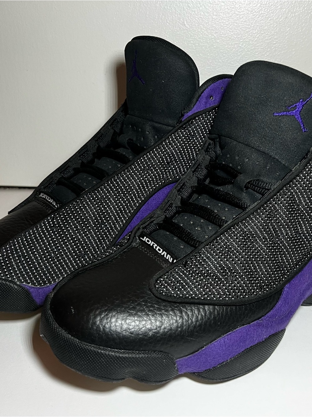 Jordan Retro 13 Black & Purple Size 9.5 Mens